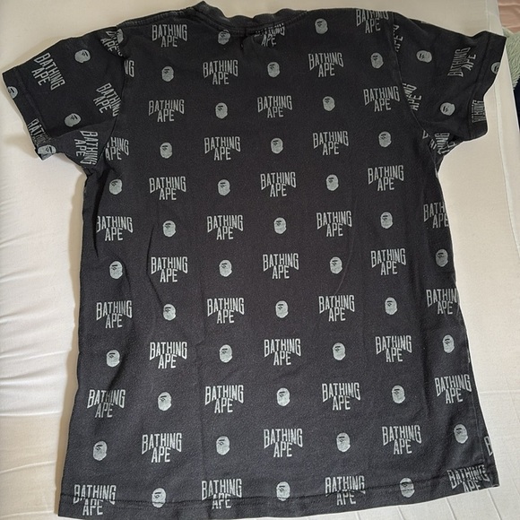 Kids ‼️BATHING APE Black Graphic T-Shirt size 150JP 10US (runs small) - Picture 3 of 5